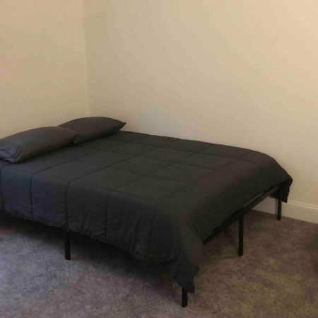 Spacious And Bright 2 Bedroom Apartment With 1 Bathroom And Private Street Entrance Paterson Zewnętrze zdjęcie