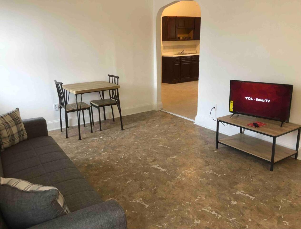 Spacious And Bright 2 Bedroom Apartment With 1 Bathroom And Private Street Entrance Paterson Zewnętrze zdjęcie